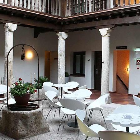Evenia Alcala Boutique Hotel Alcalá de Henares Екстериор снимка