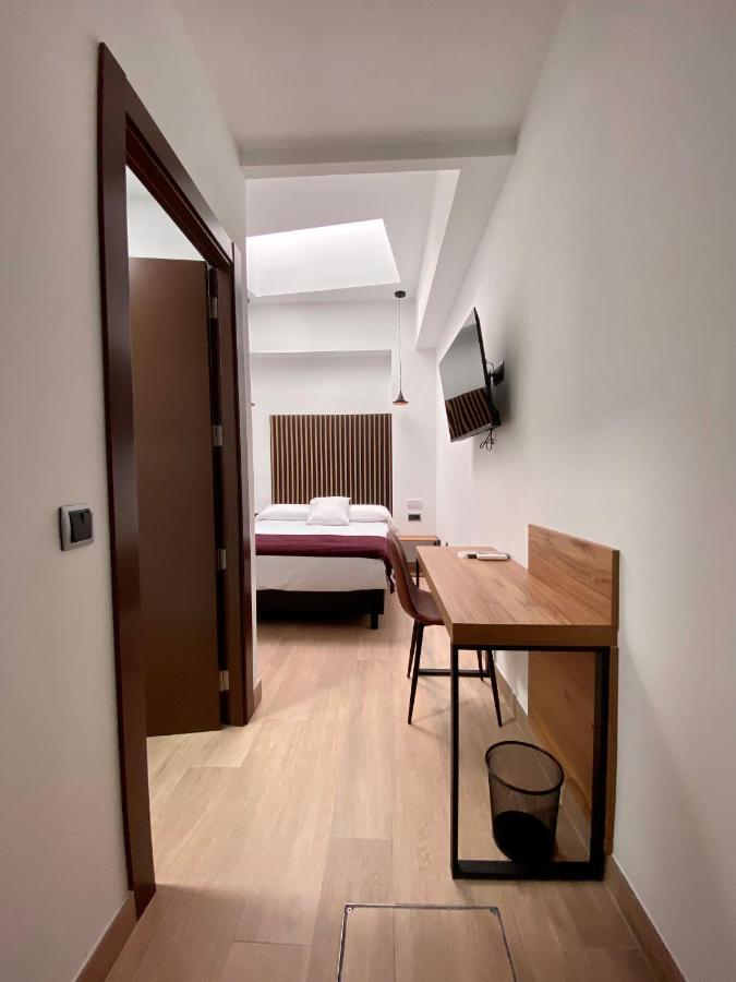 Evenia Alcala Boutique Hotel Alcalá de Henares Екстериор снимка