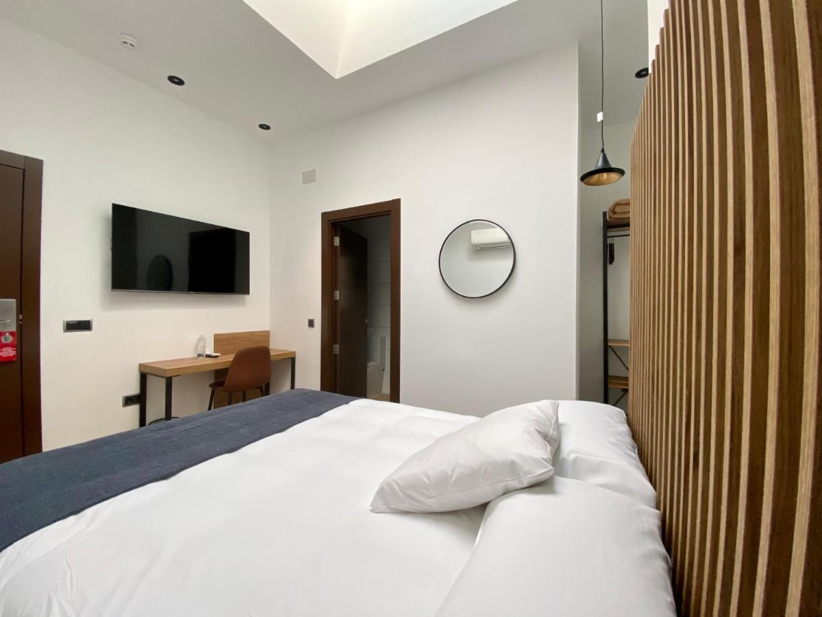 Evenia Alcala Boutique Hotel Alcalá de Henares Екстериор снимка